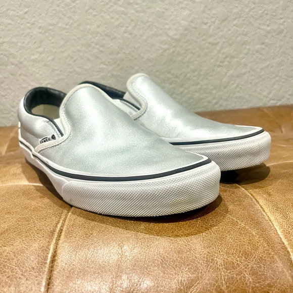 Custom Leather Slip-On Silver Vans, Size 7 Womens/5.5 Mens - Picture 8 of 9
